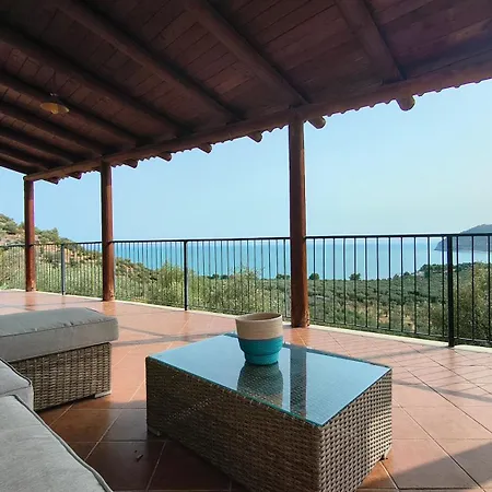 Villa Torre Di Lupo By Casa Manfredi